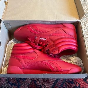 Old School Hi Spirit Red Leather double velcro Reeboks